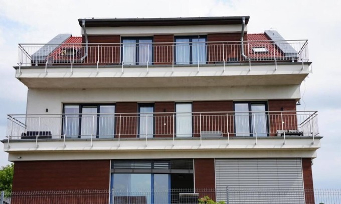 Insko Apartment | Apartamenty na wzgórzu z widokiem na Jezioro Ińsko