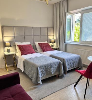 Bielany House | Apartamenty Pokoje Willa Bielany