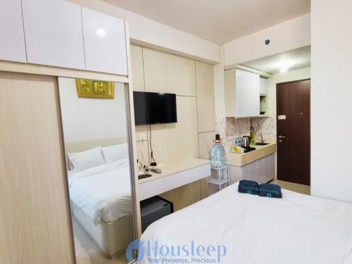 Depok Apartment | Apartemen Trans Park Cibubur by HOUSLEEP