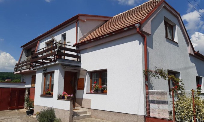 Detenice Apartment | Apartmán v rodinném domě