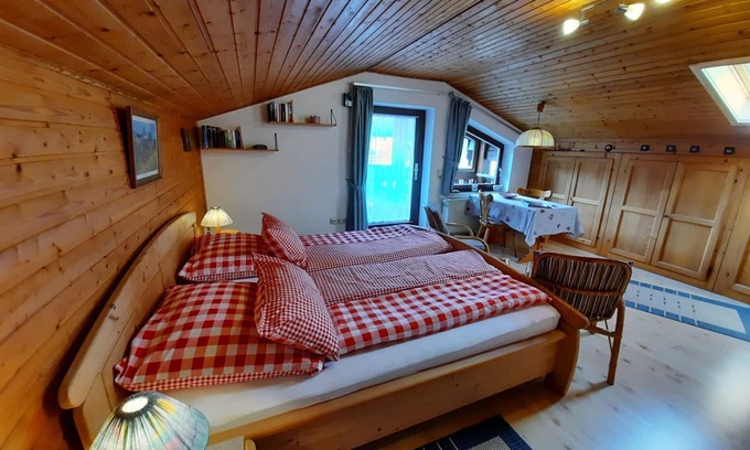 Ramsau Apartment | Apartment no. 3, 1-2 persons, 36 sqm, balcony, living room/bedroom, own entrance