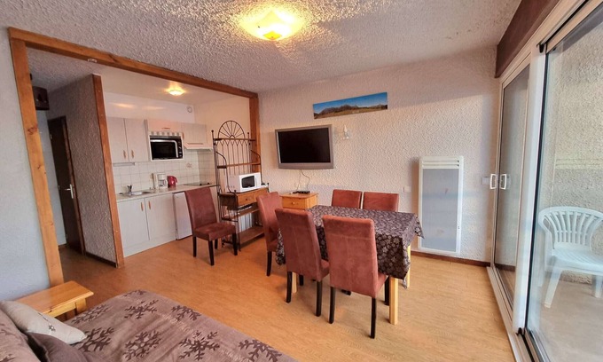 Saint-Michel-de-Chaillol Apartment | Apartment 6 pers, south balcony, WiFi, pets allowed, parking