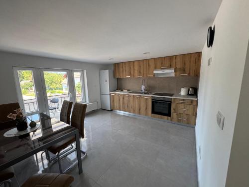 Metlika Apartment | Apartmaji Vanja - 4 sobno