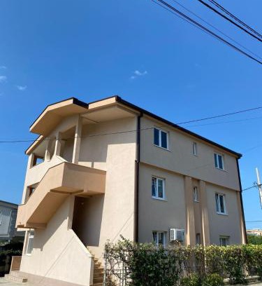 Burtaisi Apartment | Apartman Buki
