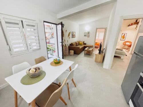 Zgrade Apartment | Apartman DE LUX RADIVOJEVIĆ