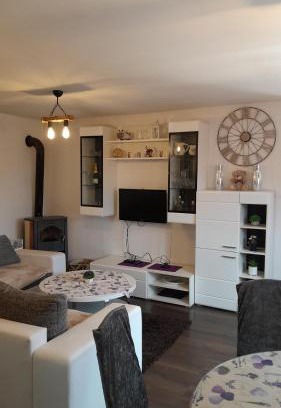Bregi Apartment | Apartman Leona Bregi