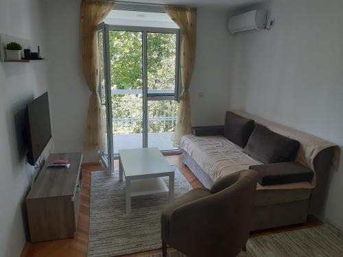 Bar Apartment | Apartman Lipa