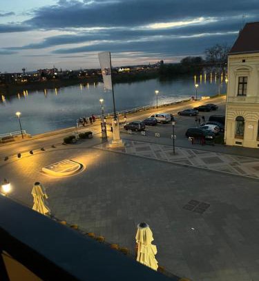 Slavonski Brod Apartment | Apartman Loft 72
