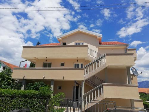 Radovici Apartment | Apartmani Beljkas