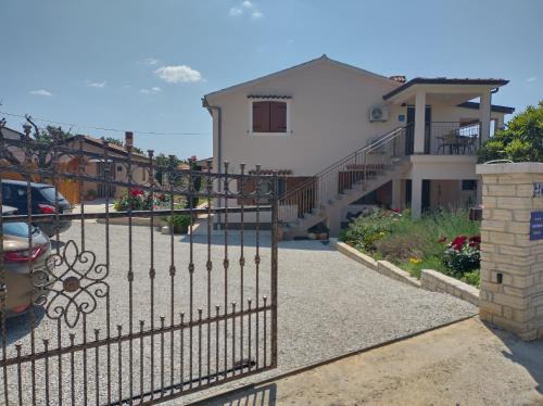 Dracevac Apartment | Apartmani Bernarda