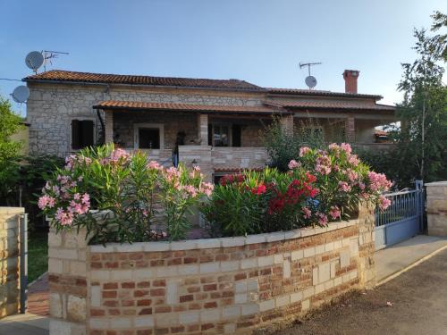 Spadici Apartment | Apartmani Memić 100 m do plaže, APARTMENTS MEMIĆ ONLY 100M FROM BEACH