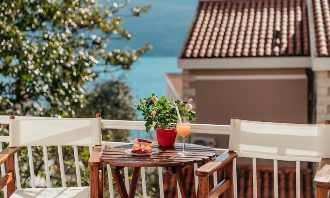 Topla House | Apartmani Vico
