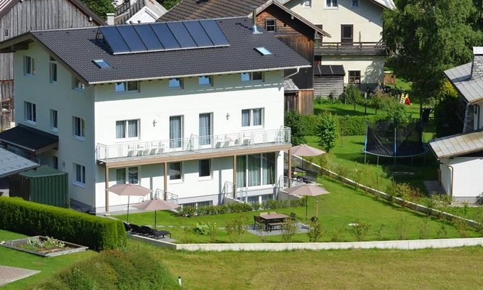 Russbach am Pass Gschuett Apartment | Apartment 5 persons 2. North floor - Apartment house Van der Leij
