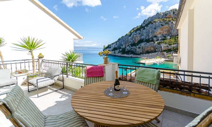 Zastrazisce Apartment | Apartments Apollo (59291-A3) - Zastrazisce - island Hvar