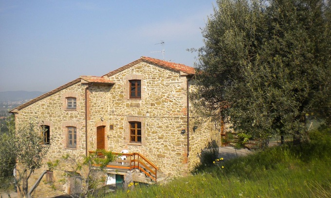 Passignano sul Trasimeno House | Apartment for 4/5 Persons, Amazing View on Trasimeno Lake