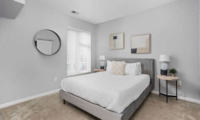 Cole-Noble District Apartment | Apartment ∙ 1 bedroom ∙ 2 guests
