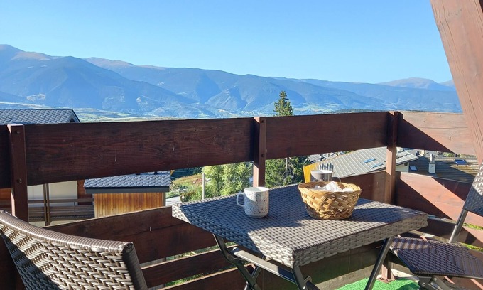 Font-Romeu-Odeillo-Via Apartment | Apartment with balcony and open view classified * meublé de tourisme