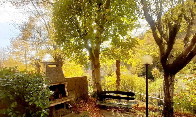 Maresca Apartment | Apartment "Casa Rosanna" with Garden