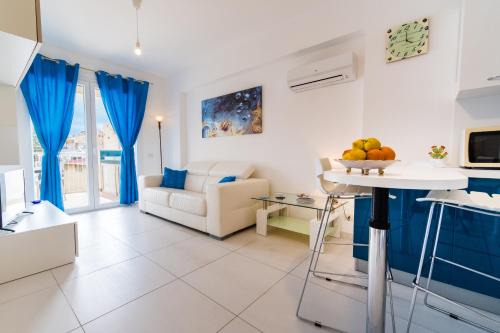 Villa Margi Apartment | Apartment window on the sea