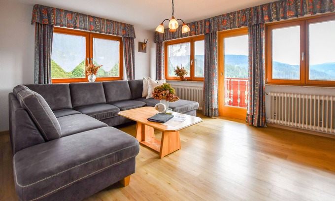 Schiltach Apartment | Apartment 1 "sunrise", ground floor, 90sqm, 3 bedrooms max. 6 persons