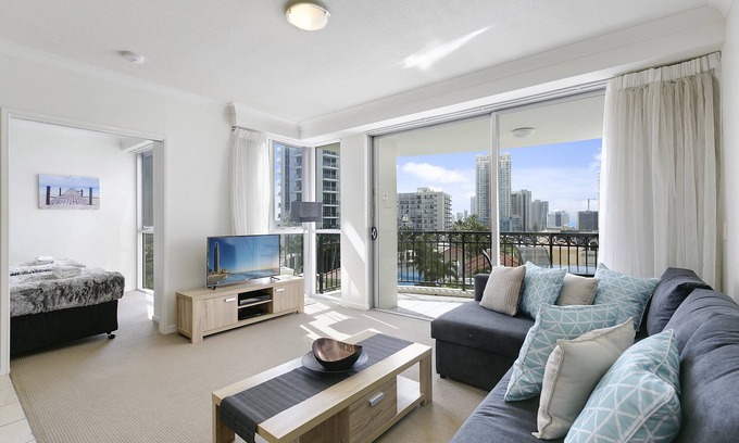 Surfers Paradise Apartment | Apartment 1092 is available at an incredibly affordable price.