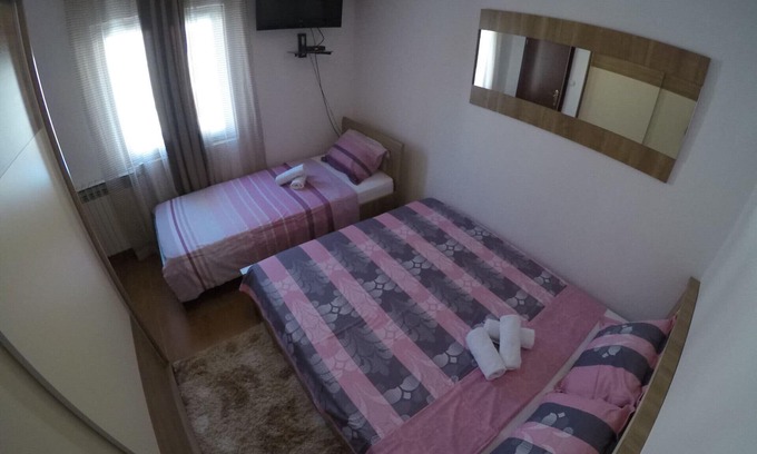 Prcanj Apartment | Apartment #2 - 1 Minute Walk From The Beach