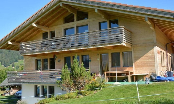 Zweisimmen Apartment | Apartment ∙ 2 bedrooms ∙ 4 guests