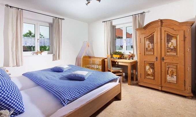 Laufen Apartment | Apartment 2 Untersberg 110 sqm up to 4 pers., 2 bedrooms, eat-in kitchen, balcony