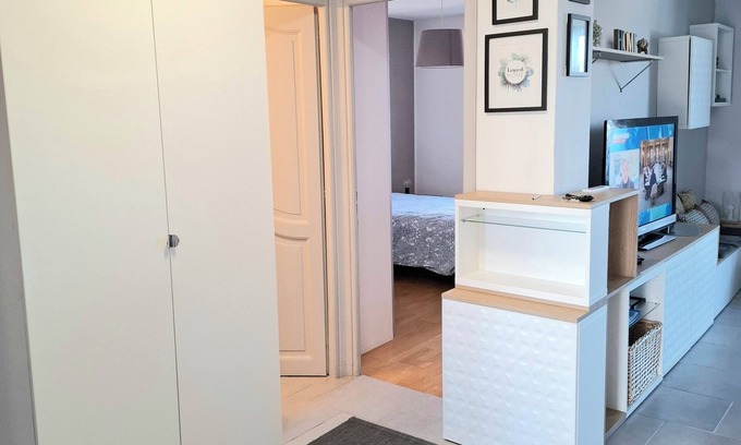 Annecy Apartment | Apartment 20 minutes' walk from town center