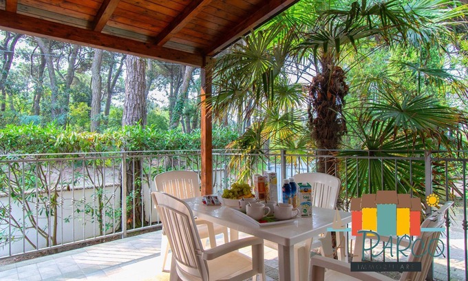Rosolina Mare Apartment | Apartment 3 bedrooms immersed in the pinewood VS01