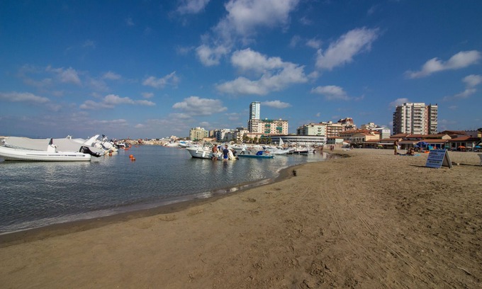Follonica Apartment | apartment 300 meters from the sea