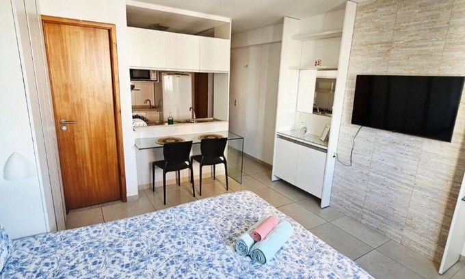 Boa Viagem Apartment | Apartment 350 meters from the shopping mall