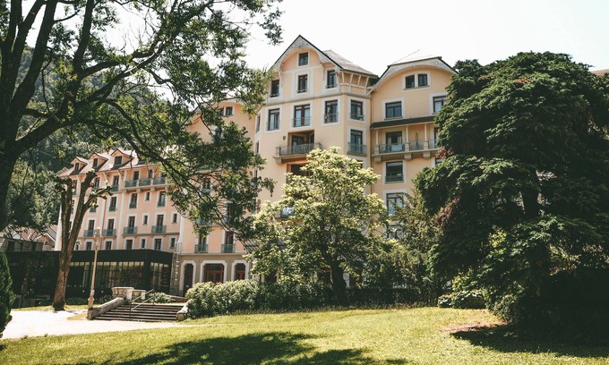 Allevard Apartment | Apartment 4 people Le Splendid d'Allevard | Hydrotherapy and 10km from the slopes