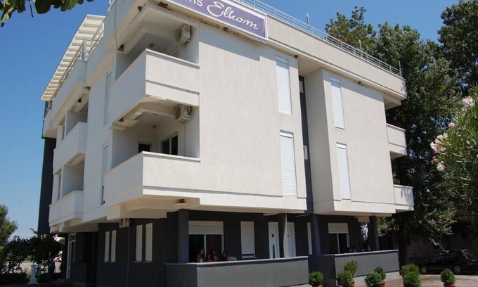 Ulcinj Apartment | Apartment 4,red,500 Meter from "Grate Beach",for 5 People,Breakfast incl.