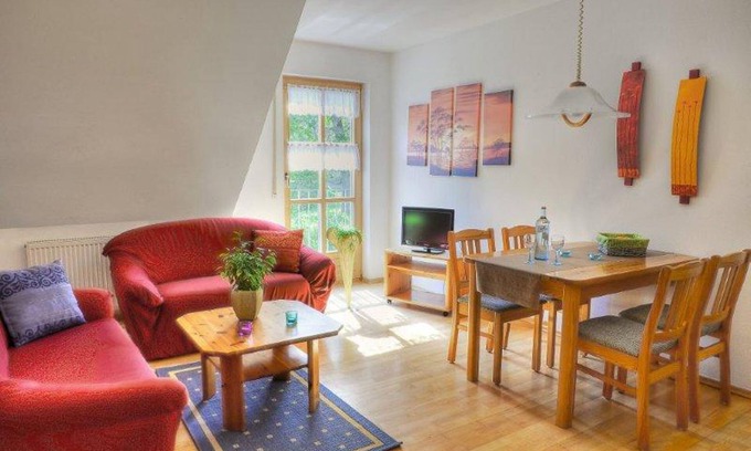 Ploessberg Apartment | Apartment '4' with Shared Terrace, Shared Garden and Wi-Fi