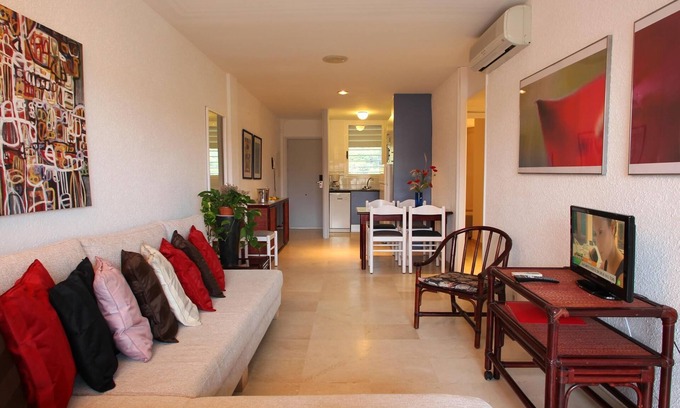 L'Estartit Apartment | APARTMENT (5 ADULTS) POOL VIEW