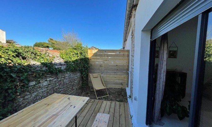 Dolus-d'Oleron Apartment | Apartment 85m2 renovated, bright, terrace. In the heart of Dolus.