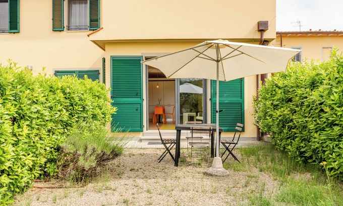 Vinci Apartment | Apartment 'Acetaia' with Shared Pool, Wi-Fi and Air Conditioning