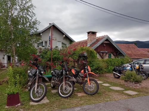 Municipality of Gracac Apartment | Apartment Ada bed & breakfast