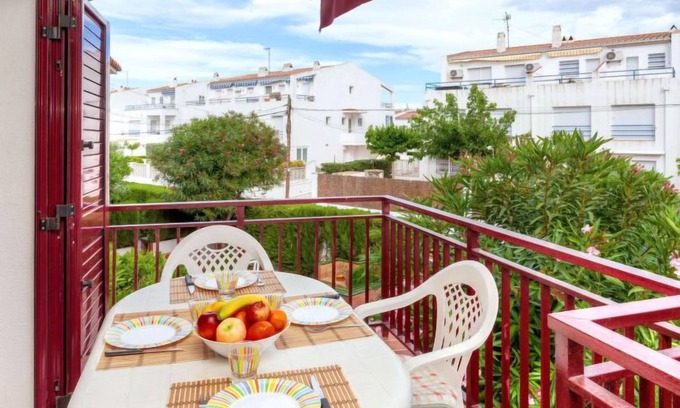 Llanca Apartment | Apartment Aloha by Interhome