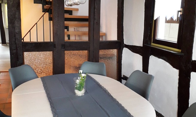 Alsfeld Apartment | Apartment "Altstadtblick" - centrally located in the half-timbered town.