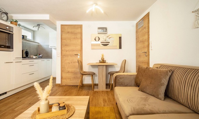 Friedrichshafen Apartment | Apartment 'Am Riedlewald' with Shared Garden and Wi-Fi