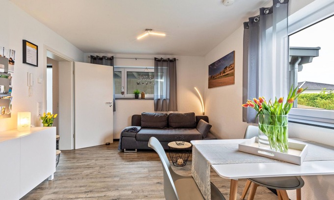 Muensingen Apartment | Apartment "Am Weissgerber" with Private Terrace & Wi-Fi