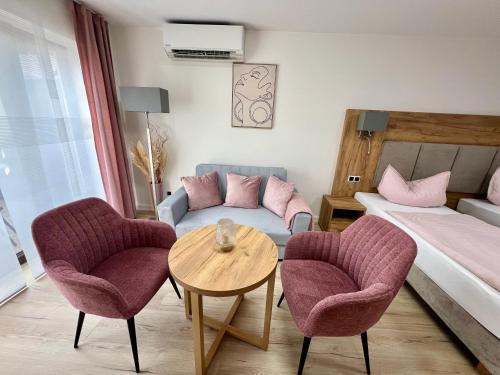 Ergersheim Apartment | Apartment -Amalia- mit Klimaanlage & überdachte Terrasse