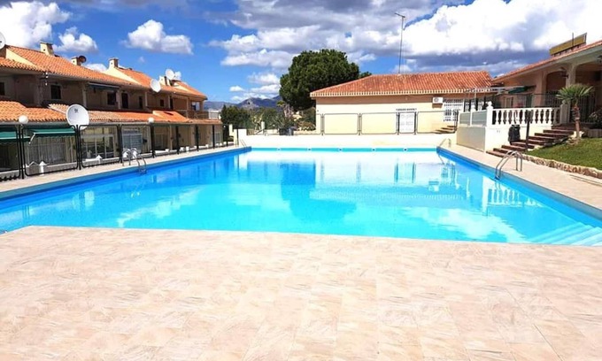 Rincon de Loix Apartment | Apartment 'Aqualandia Benidorm' with Pool, Wi-Fi, A/C & Terraces