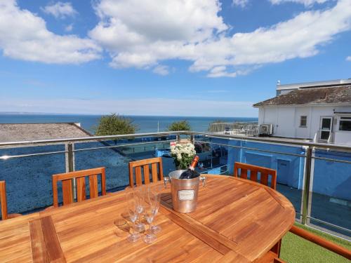 Babbacombe Apartment | Apartment at Morningside Hotel
