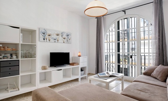 Barbate Apartment | Apartment 'Atlántico' with Balcony and Wi-Fi