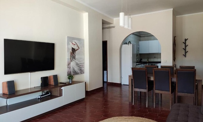 Sao Martinho do Porto Apartment | Apartment by the beach! With large balcony!