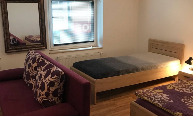 Buhl Apartment | Apartment 'B' with Shared Terrace and Wi-Fi