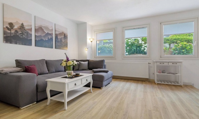 Offenburg Apartment | Apartment 'Bianca' with Private Terrace, Private Garden and Wi-Fi